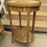752 8391 LAMP TABLE